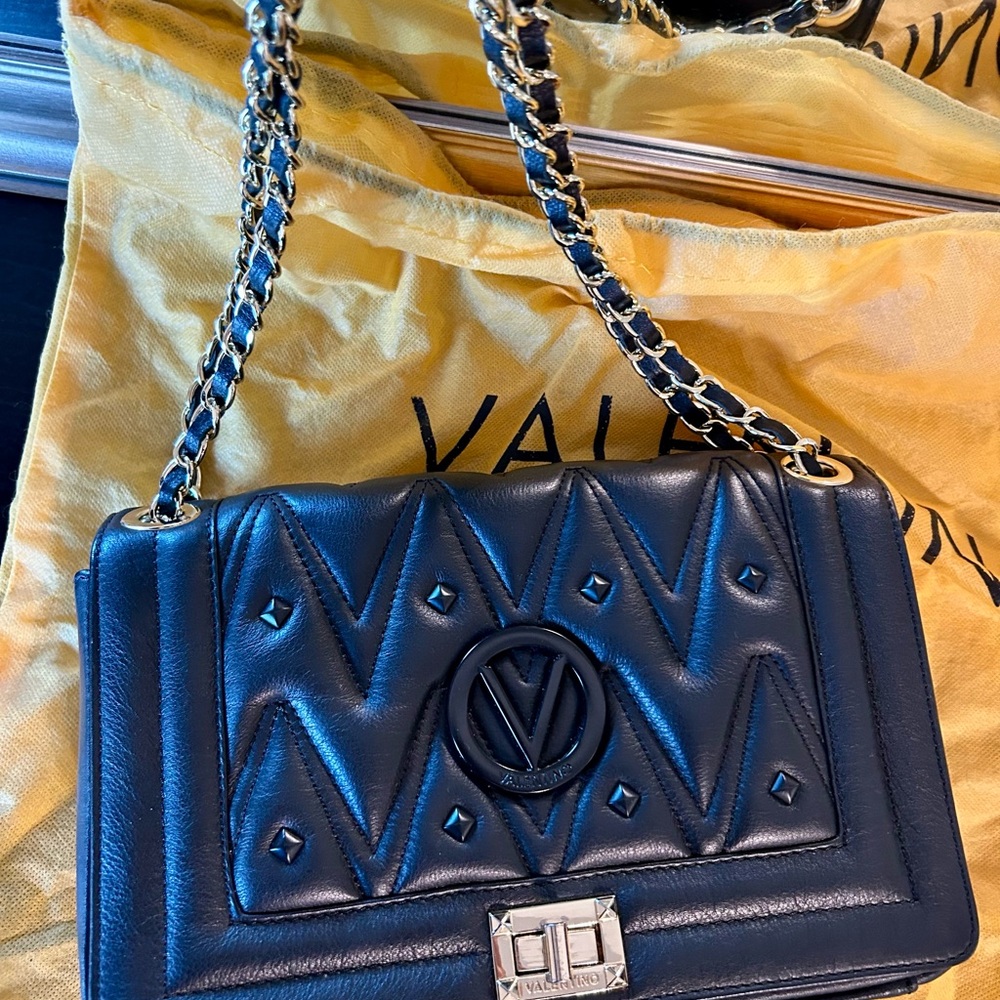 Valentino By Mario Valentino Black Quilted Shoulder Bag - Picture 3 of 8